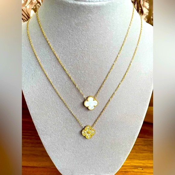 Jewelry - Beautiful Stainless Steel Gold Tone Clover Necklace, NWOT!